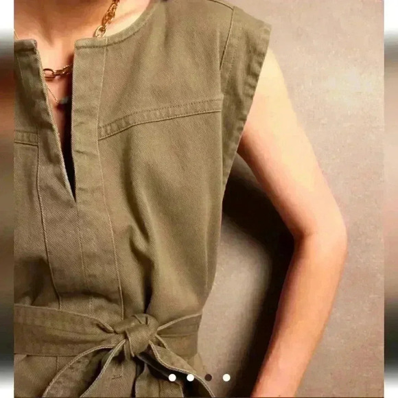 Banana Republic Split Neck Beautiful Comfy Dress - Picture 3 of 6